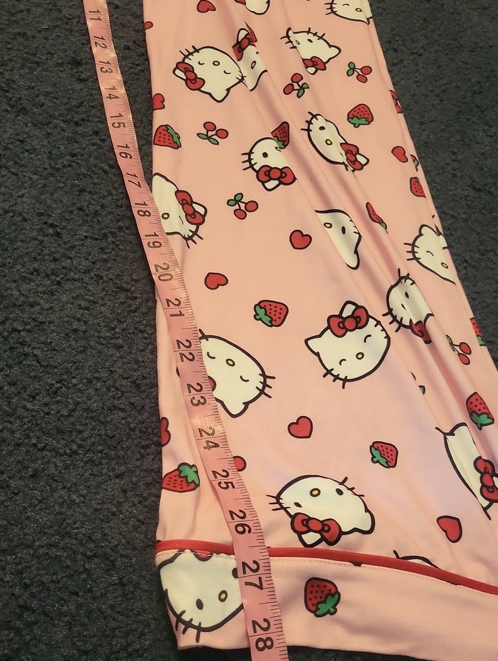 Hello Kitty Pajama Pants - Picture 7 of 7